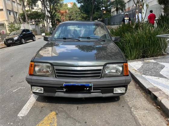 CHEVROLET MONZA 2.0 EFI CLASSIC 500 EF 8V GASOLINA 4P MANUAL CHEVROLET MONZA 2.0 EFI CLASSIC 500 EF 8V GASOLINA 4P MANUAL